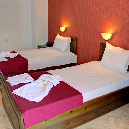 Hotel Feniks Lozenets Buitenkant foto