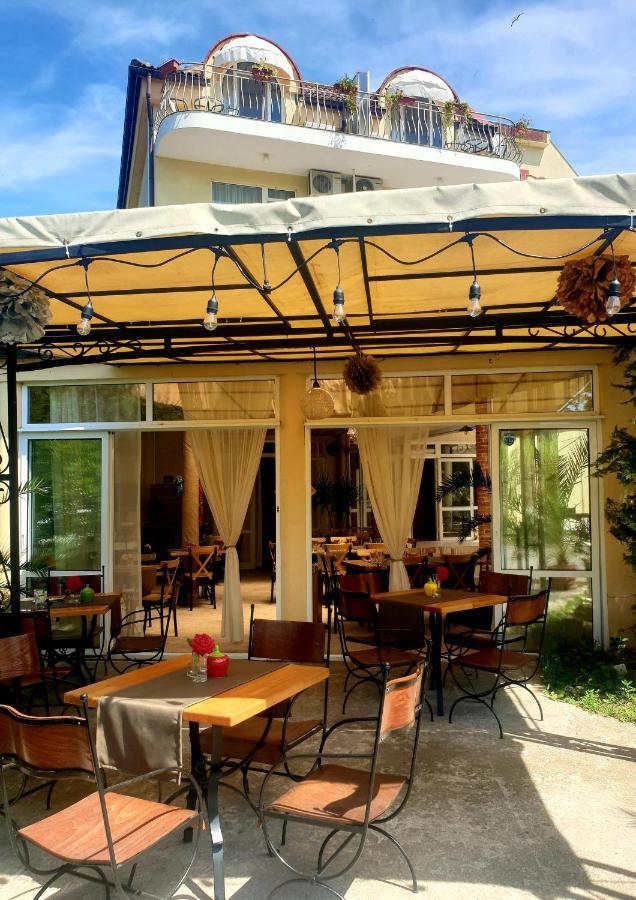 Hotel Feniks Lozenets Buitenkant foto