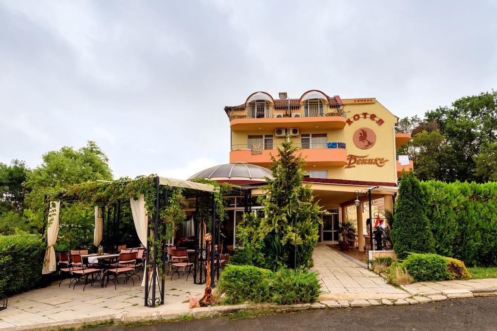 Hotel Feniks Lozenets Buitenkant foto